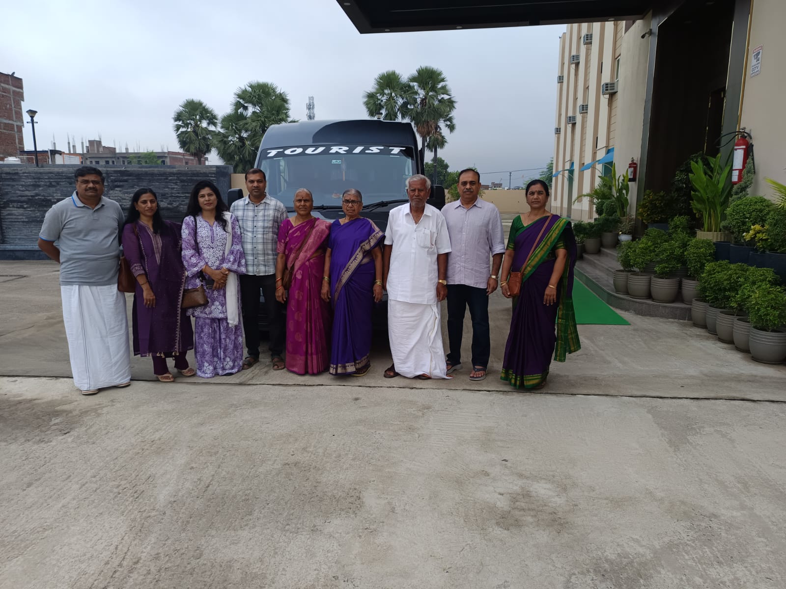 Bodhi Cab Service in Bodh Gaya